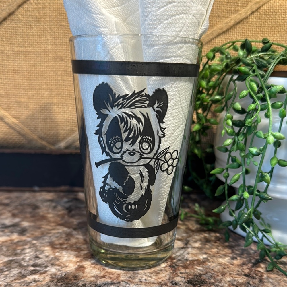 Vintage Panda Design Glass Tumbler